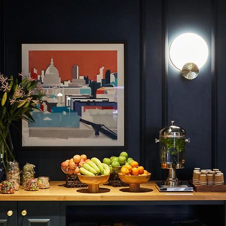 Le Meridien Piccadilly Londra Esterno foto Breakfast buffet at the hotel