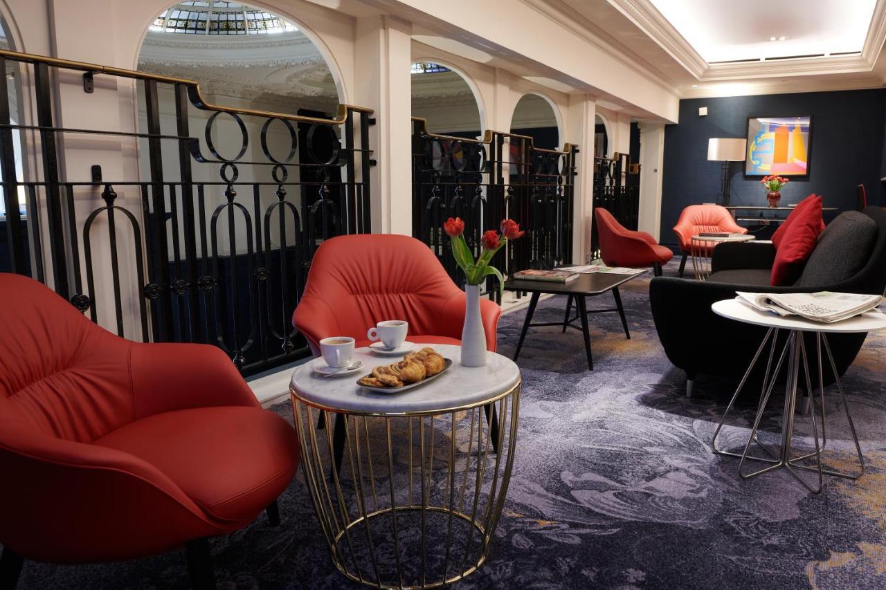 Le Meridien Piccadilly Londra Esterno foto The hotel's lobby